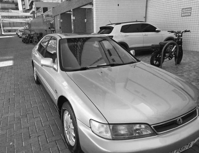 Honda Accord Sedan EXR 1997