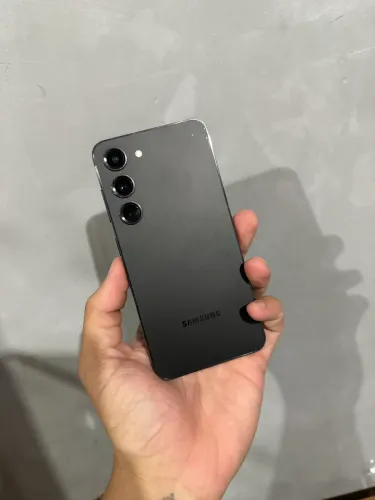 Samsung s23
