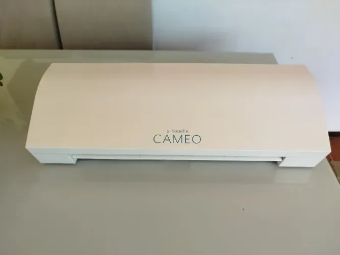 Silhouette cameo 3