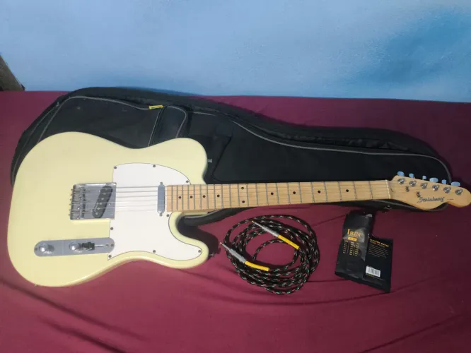 Guitarra Strinberg Telecaster - R$ 900
