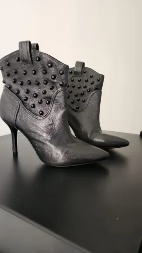 Bota shutcz