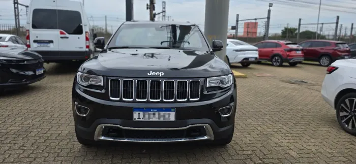 Jeep Grand Cherokee Limited 3.0 TB Dies. AUT 2015