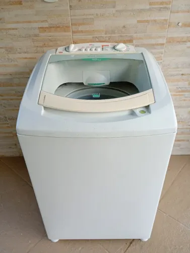 Consul Maré Super 10kg, funcionando perfeitamente. 