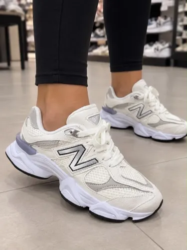 New balance disponível do 35 ao 39