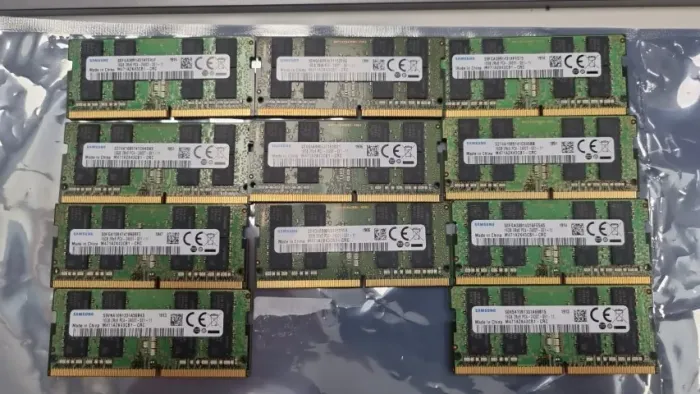 Memória RAM Samsung M471A2K43CB1-CRC: DDR4, 16GB, 2Rx8, 2400T, SODIMM