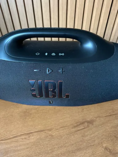 JBL bom Box 4