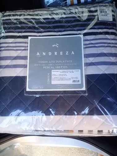 jogo de cobreleito dupla face Andreza, King Size .E um jogo de lençol Queen