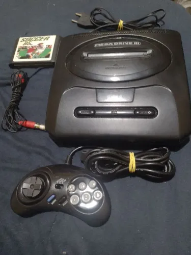 Vendo mega drive 3 completo !