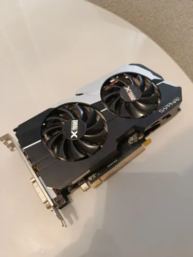 SAPPHIRE Technology Placa de Vídeo AMD Radeon R9 270X Dual X OC 2G GDDR5 PCI Express 3.0