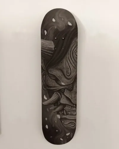 Shape de Skate Decorativo Pintado à Mão + Suporte de Parede