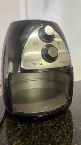 Air fryer Mondial com a alça quebrada
