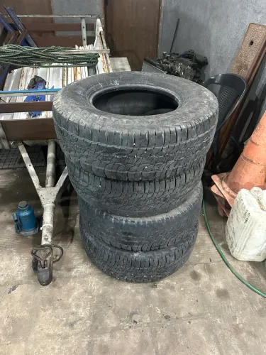 Pneus 265/70 r16 meia vida pra cima