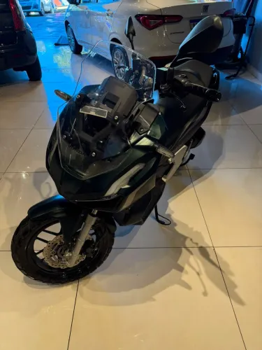 HONDA ADV 2024 - 18.000 km