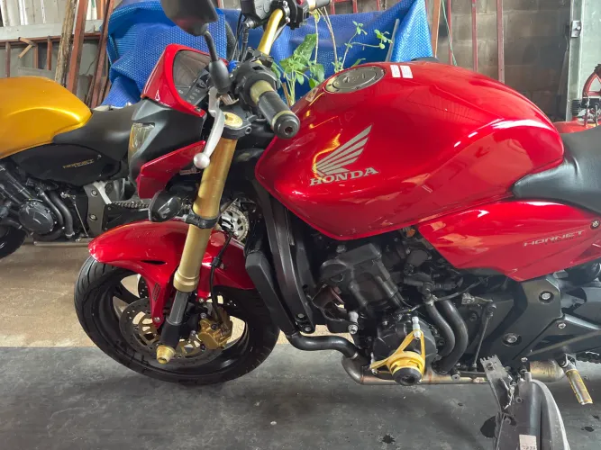 Honda hornet 600