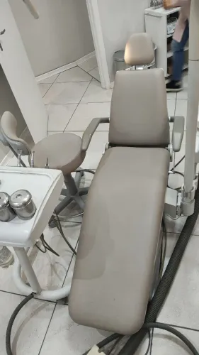  Cadeira Odontológica Dabi Croma Destra Completa - Curitiba