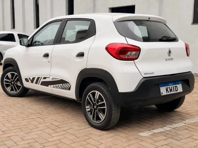 Renault Kwid Intense 1.0 Flex 12V 5P Mec. 2026
