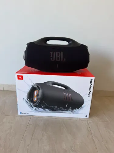 BOMBOX 4 Nova