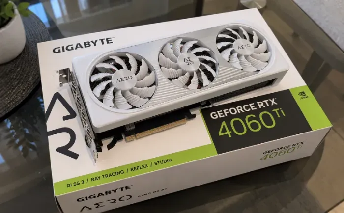 RTX 4060 Ti Gigabyte AERO OC 8GB Branca - Excelente Estado