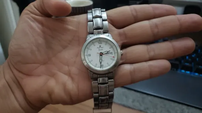 Relógio Ferrari Sport com pulseira aço- Unixex (Raridade)