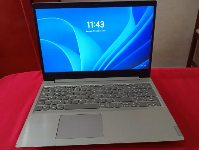 Notbook LENOVO