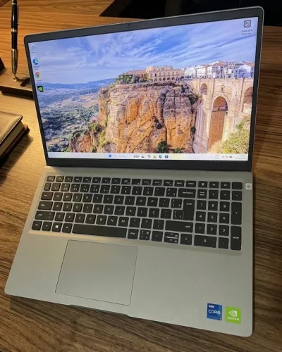 Notebook Dell Vostro i7 12th