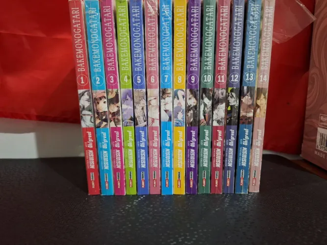  Mangá Bakemonogatari 1ao14