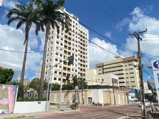 MENSAL/TEMPORADA, 100% MOBILIADO, 2 SUÍTES, VARANDA, AR SPLIT, PROX. A BEIRAMAR