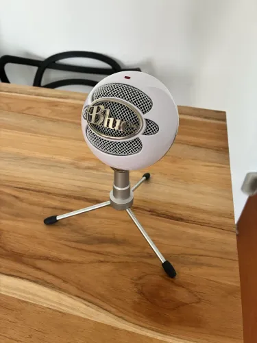 Microfone Consensador Logitech USB Blue Snowball