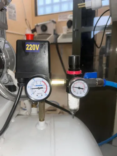 Compressor MC 20 BPO 150 litros Chiaperini isento de óleo