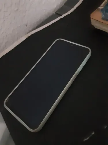 Celular quebrado