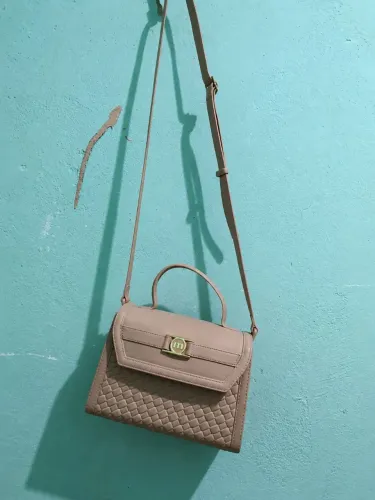 Bolsa Feminina Nude Tiracolo com Alça Regulável | Ótimo Estado