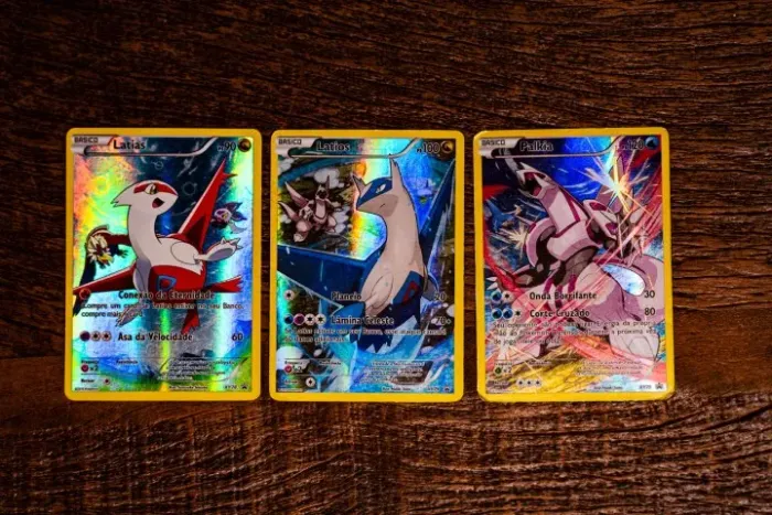 Kit 3 Cartas Pokémon Latias, Latios e Palkia Holográficas XY