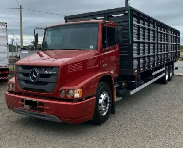 Mb Atron 2324 6x2 - Ano 2015 Boiadeiro
