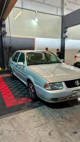 Volkswagen Santana 1.8 MI (álcool) 2000