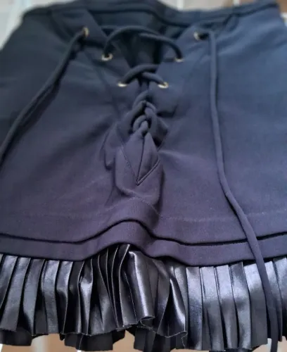 SHORT SAIA