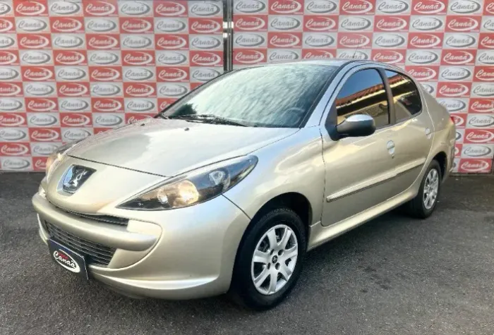 Peugeot 207 Active 1.4 Flex 8V 5P 2014