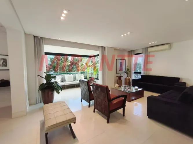 Imóvel para venda tem 230 metros quadrados com 4 quartos em Santana - São Paulo - SP