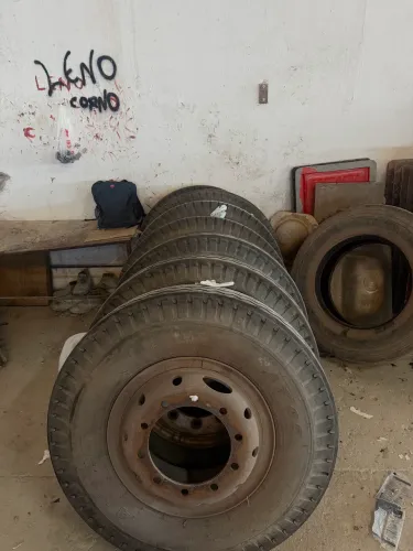 7 rodas 20 com pneu 1.000