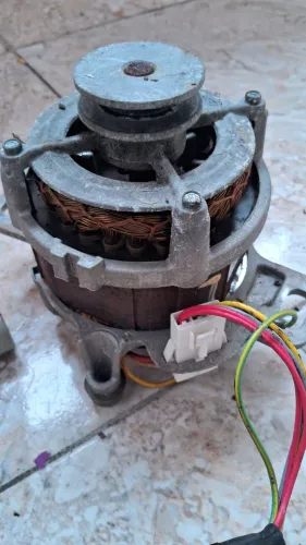 Motor máquina de lavar Eletrolux LTE07