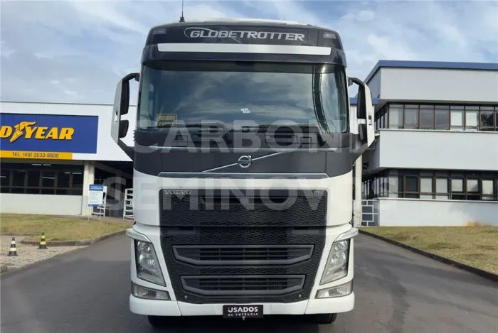 VOLVO FH 460 6X2T GLOBETROTTER 2018/2019
