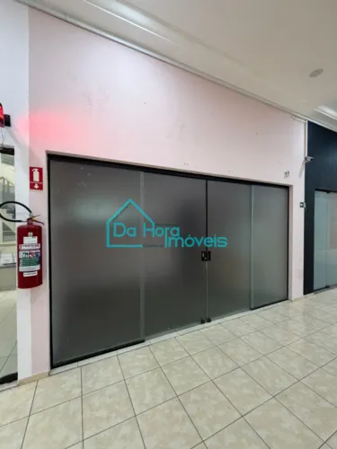 oportunidade em mongaguá, ótimo salão comercial bem localizado para locação