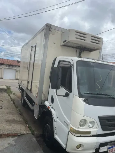 Acello 815 baú refrigerado 