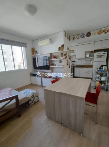 Apartamento 2 dormitórios, mobiliado, 1 vaga, andar alto. A venda no Centro/Canoas!