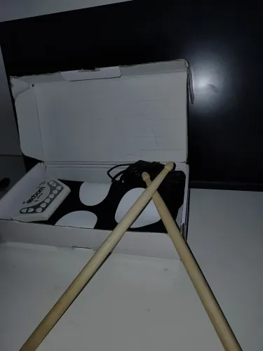 Bateria eletronica de silicone Exbom EMT-S9