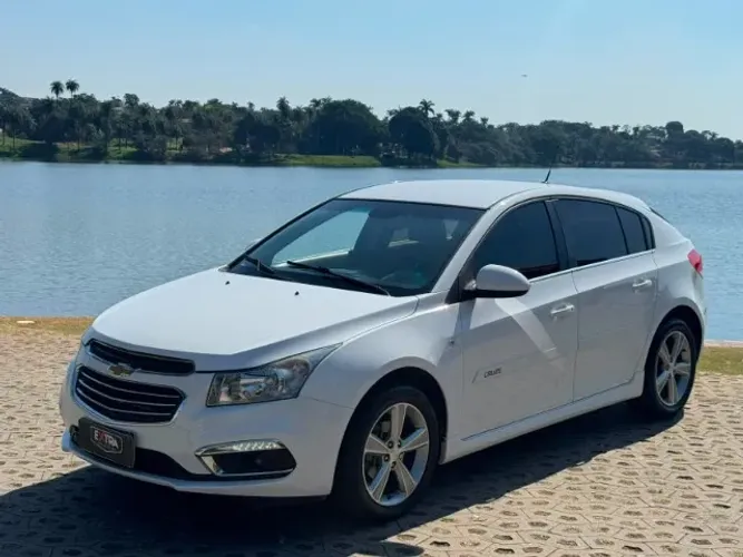 Chevrolet Cruze HB Sport LT 1.8 16V Flexp. 5P AUT 2016