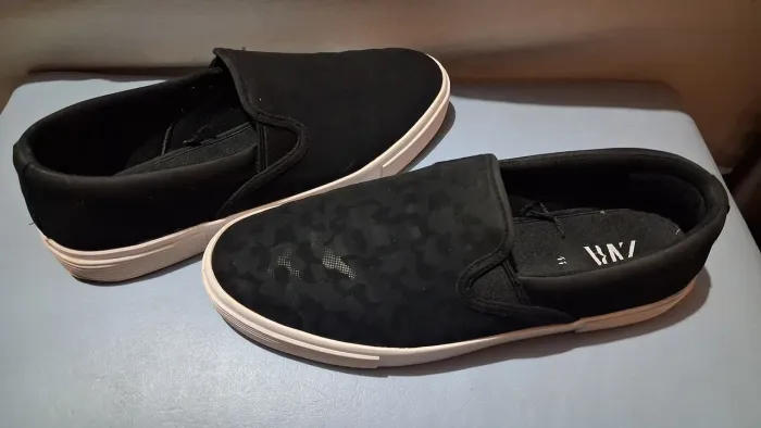 ? TÊNIS SLIP ON ZARA ORIGINAL  