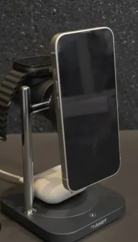 Carredor por indução novo celular, relógio e fone R$150,00