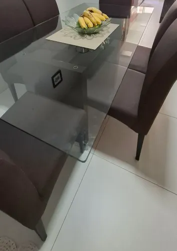 Excelente Mesa de Jantar em Vidro (1.80x0.90m) + 6 Cadeiras (Tecido Acquablock)