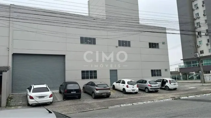 Galpão Comercial Novo para Locação em Cordeiros  Itajaí