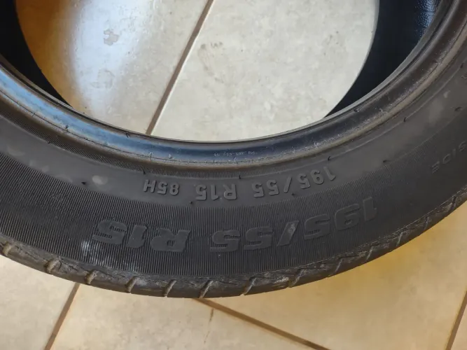 Pneu Fórmula aro15 195/55